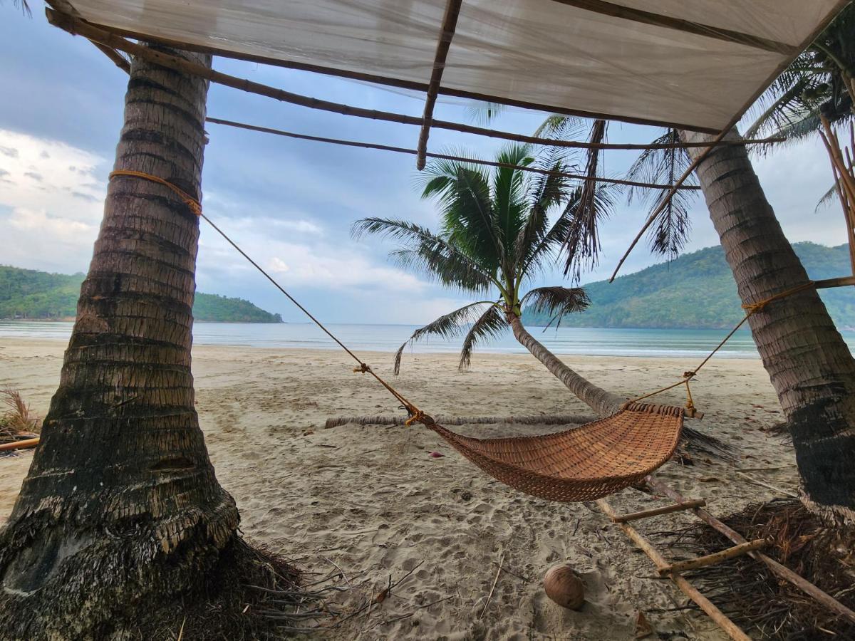 Bice Camp Bucana Beach El Nido Esterno foto